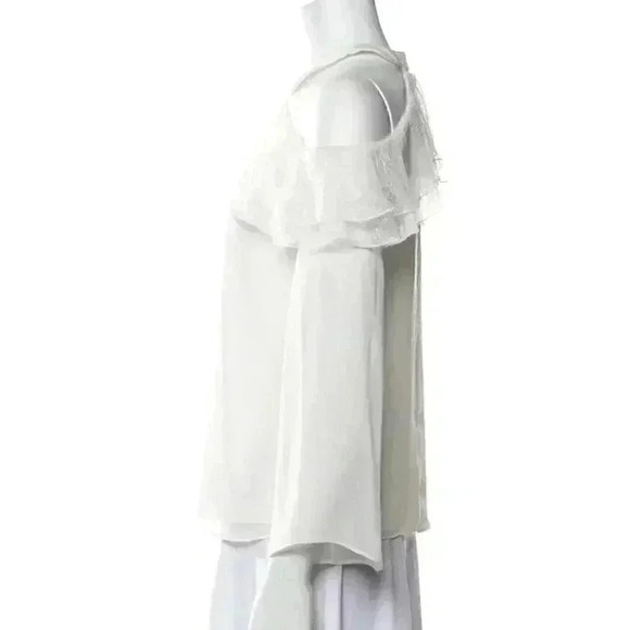 Alice + Olivia revolve cold shoulder Laticia Ruffle Top in Off White Sz XS - Picture 5 of 11
